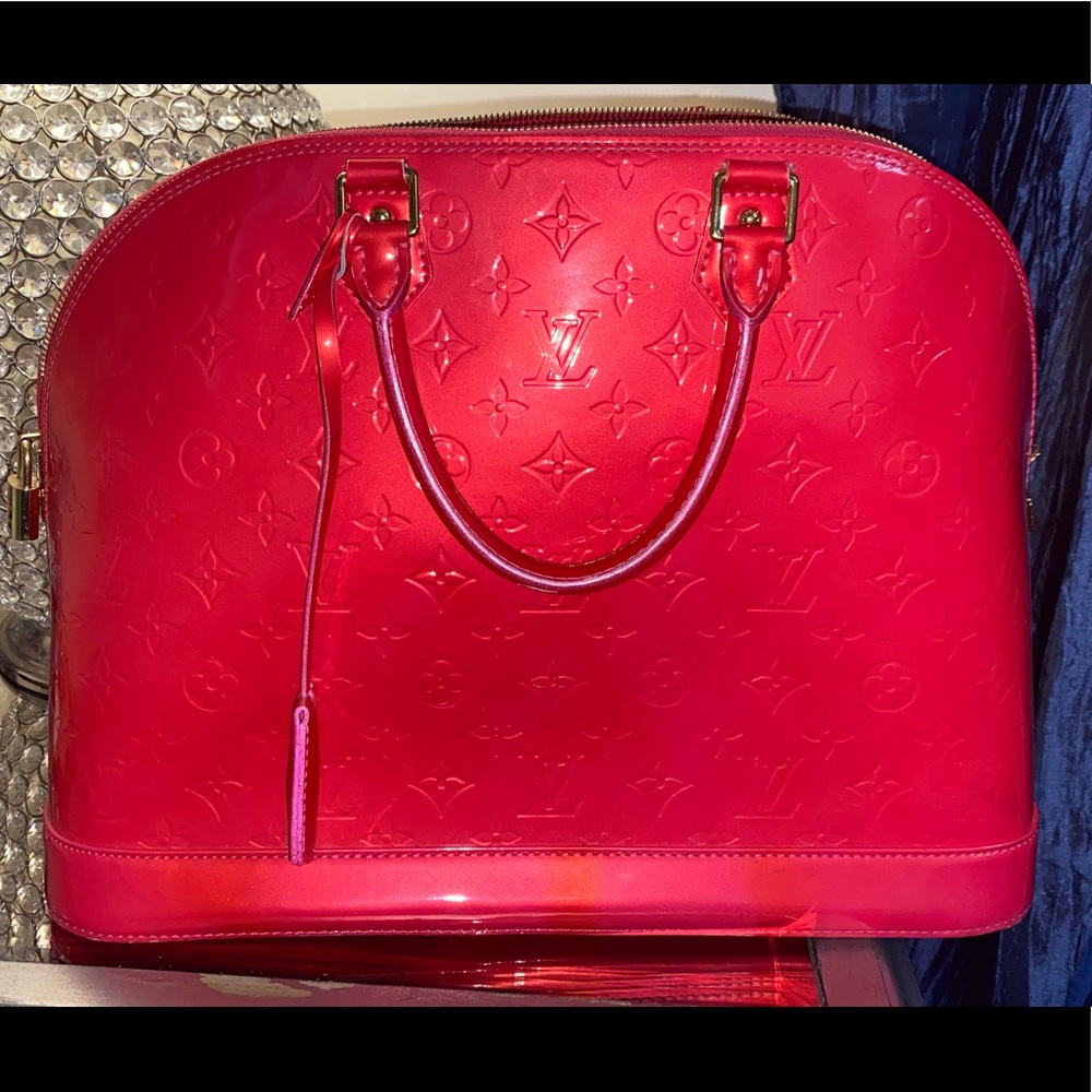 Louis Vuitton Vintage Pink Vernis Alma Handbag